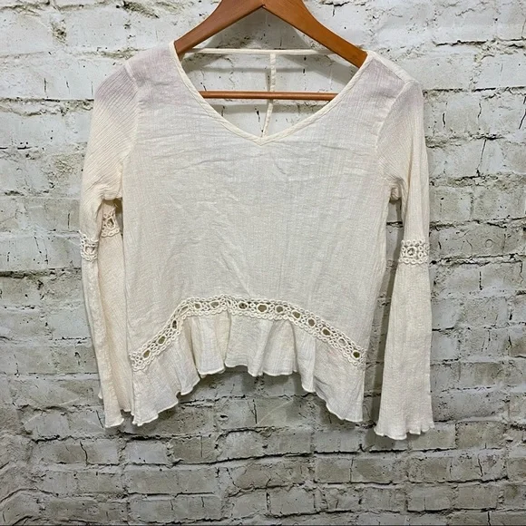 Altar’d State Cream Crinkle Bell Sleeve Boho Top - Picture 1 of 6